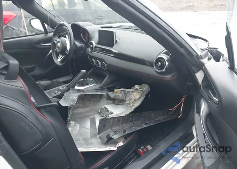 2020 Fiat 124 Spider Abarth from USA, damaged, VIN JC1NFAEK8L0145499